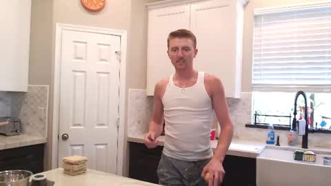 Snapshot of richiewest chatting on June 2026 12:04:01 AM Richie online show from June 2026 12:04:01 AM