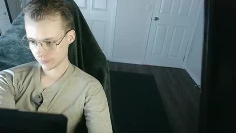 Snapshot of rickgosling chatting on December 2025 04:18:02 AM rickgosling online show from December 2025 04:18:02 AM