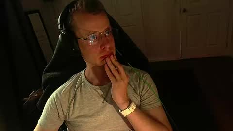 Snapshot of rickgosling chatting on May 2026 01:13:01 AM rickgosling online show from May 2026 01:13:01 AM