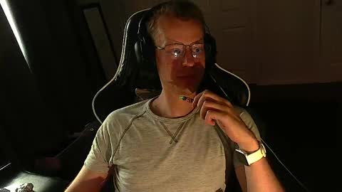 Snapshot of rickgosling chatting on May 2026 01:57:16 AM rickgosling online show from May 2026 01:57:16 AM