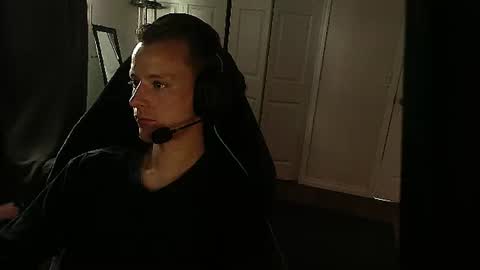 Snapshot of rickgosling chatting on June 2026 10:23:02 PM rickgosling online show from June 2026 10:23:02 PM