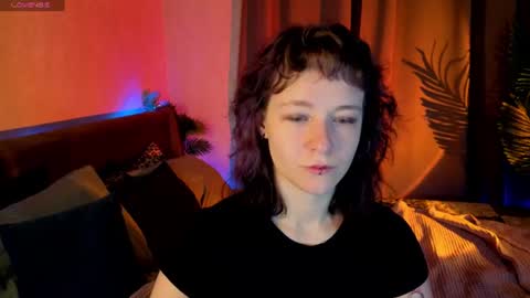 Snapshot of ricki_bloom chatting on July 2026 01:16:01 AM Ricki online show from July 2026 01:16:01 AM
