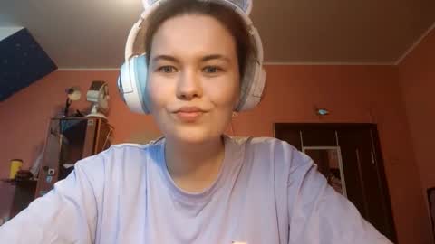 Snapshot of rickiwellman chatting on November 2025 02:16:02 PM Elena online show from November 2025 02:16:02 PM