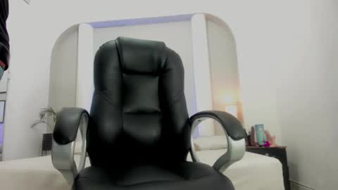 Ricky  online show from January 2026 04:04:02 AM