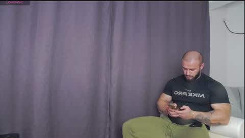 rickymiami1 online show from November 2025 07:04:02 PM