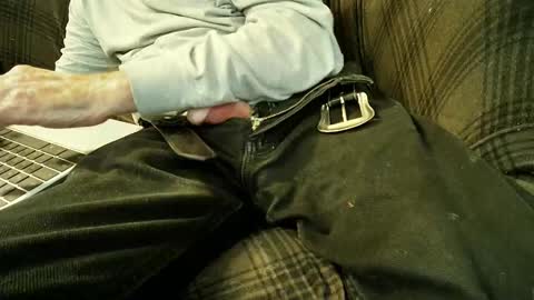 Easy if yun are good see my pics online show from December 2024 12:30:02 AM