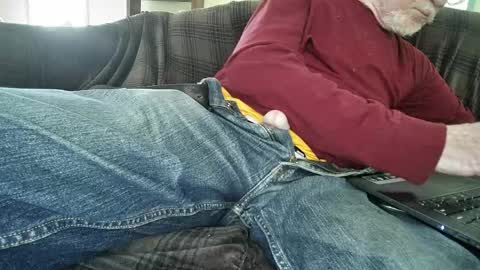 Easy if yun are good see my pics online show from April 2026 07:03:01 PM