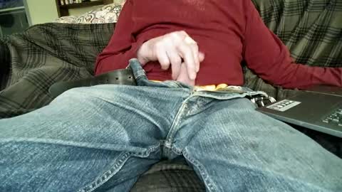 Easy if yun are good see my pics online show from April 2026 12:14:02 AM