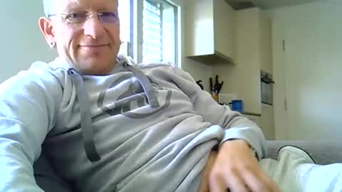 Snapshot of ricogumpi chatting on May 2026 09:03:01 AM ricogumpi online show from May 2026 09:03:01 AM