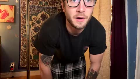 Snapshot of ricracks11 chatting on January 2025 03:50:02 AM ricracks11 online show from January 2025 03:50:02 AM