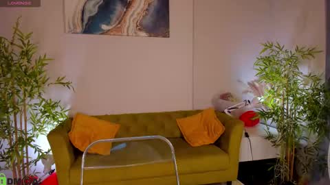 Layla online show from February 2026 09:18:02 AM