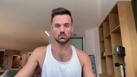 Rigo Avela online show from April 2026 05:28:01 PM