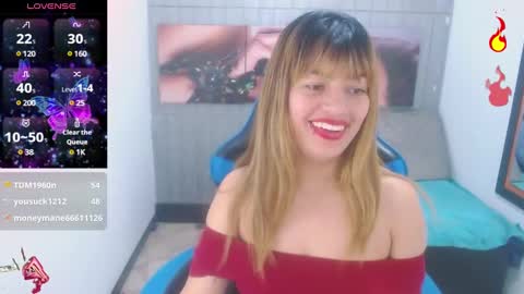 Snapshot of rihana_milan chatting on March 2025 03:45:01 AM RIHANA online show from March 2025 03:45:01 AM