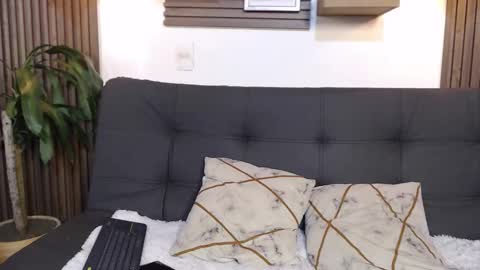 rihanna online show from January 2026 05:00:02 AM