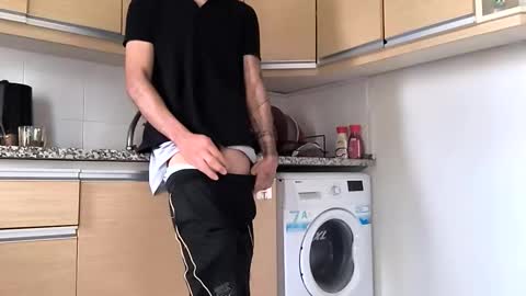 riia362963 online show from October 2025 05:48:01 AM