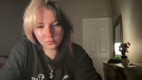 Snapshot of rileycooperrr chatting on June 2026 04:54:01 AM rileycooperrr online show from June 2026 04:54:01 AM