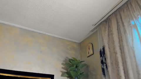 rileylannax online show from June 2026 04:30:02 AM