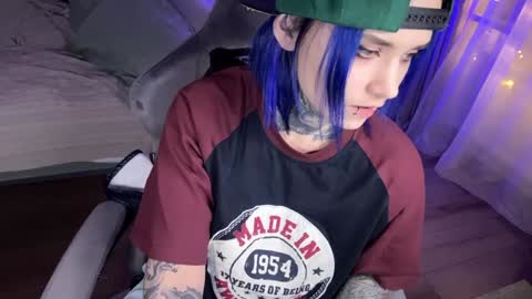   DianaBrite            fansl y online show from January 2025 05:04:01 PM