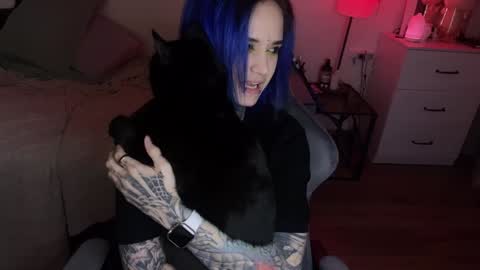   DianaBrite            fansl y online show from February 2025 03:52:01 PM