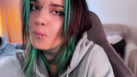 Snapshot of ripper_66 chatting on May 2026 01:18:02 PM DianaBrite fansl y online show from May 2026 01:18:02 PM