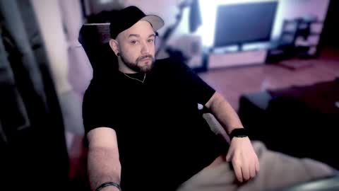 Snapshot of riptid3_ chatting on February 2025 04:22:01 PM Ask Me online show from February 2025 04:22:01 PM