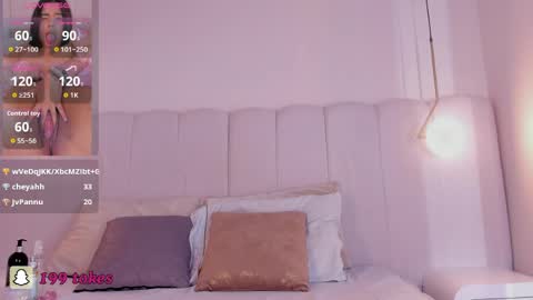 Riri Candy online show from June 2026 06:52:02 AM
