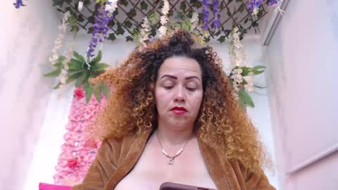 Risitos De Oro online show from April 2026 01:42:02 AM