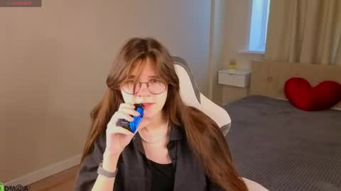 Snapshot of rita_addams chatting on June 2026 01:21:02 AM Rita Addams online show from June 2026 01:21:02 AM