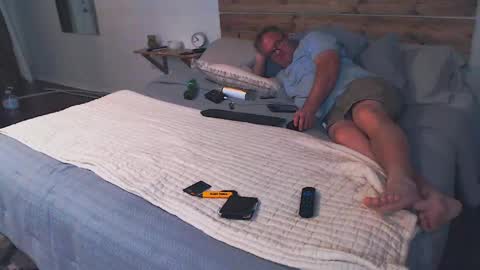 Snapshot of rjkelly6892 chatting on April 2026 03:42:02 AM rjkelly6892 online show from April 2026 03:42:02 AM