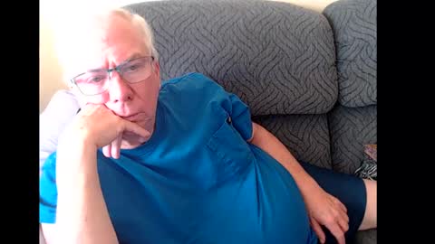 Snapshot of rk504 chatting on December 2024 05:29:02 PM Ron online show from December 2024 05:29:02 PM