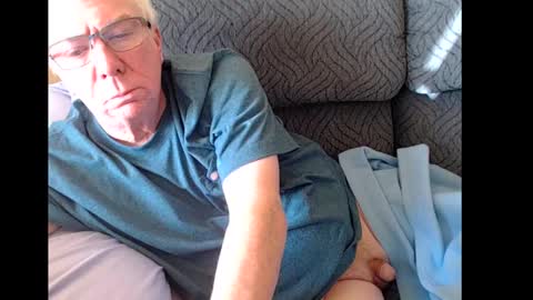 Snapshot of rk504 chatting on January 2025 04:59:01 PM Ron online show from January 2025 04:59:01 PM