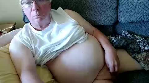 Snapshot of rk504 chatting on October 2025 04:15:02 PM Ron online show from October 2025 04:15:02 PM