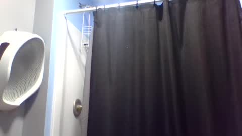 Snapshot of rmullet97 chatting on October 2025 08:04:01 AM rmullet97 online show from October 2025 08:04:01 AM