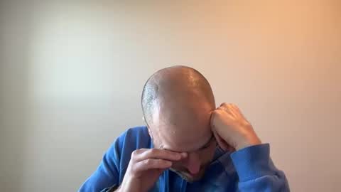 roadking1122 online show from December 2025 03:06:01 PM