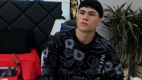 Roan Birkin online show from March 2026 07:30:01 PM