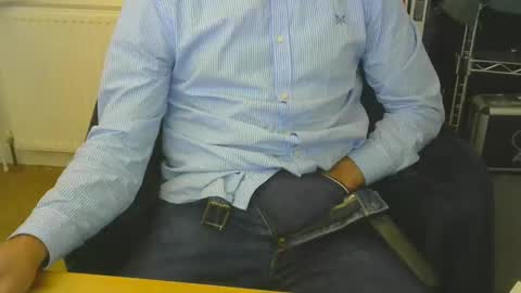 rob3616 online show from October 2025 10:20:02 PM