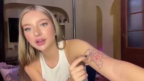 Snapshot of robbinwinsett chatting on July 2026 11:45:02 AM Stacy online show from July 2026 11:45:02 AM