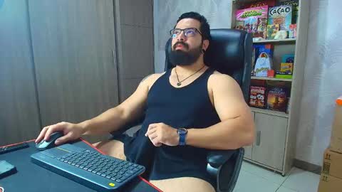 Robby online show from December 2025 08:49:02 PM