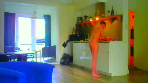 rober10000 online show from October 2025 09:13:02 AM