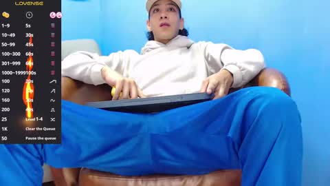 Snapshot of robert_kingg chatting on November 2025 12:54:01 AM robert_kingg online show from November 2025 12:54:01 AM