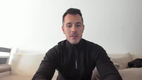 roberto4ever online show from February 2026 11:48:01 AM