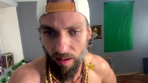 Snapshot of roberto_gray chatting on June 2026 07:29:01 PM roberto gray online show from June 2026 07:29:01 PM