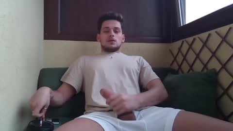 Roberto online show from February 2025 08:50:01 AM