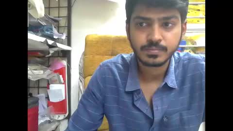 Robertsalia online show from November 2025 12:04:01 PM