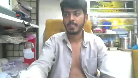 Robertsalia online show from December 2025 12:11:02 PM