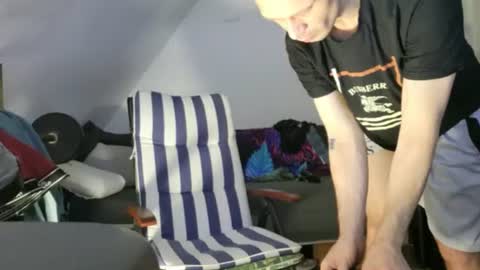 Snapshot of robertxxxpol chatting on February 2026 11:45:02 PM zenek robert online show from February 2026 11:45:02 PM