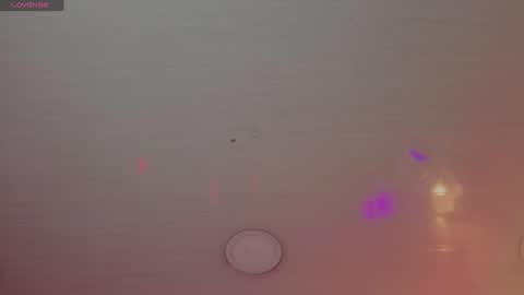 Snapshot of robin_bennett_ chatting on July 2026 12:42:02 PM robin_bennett_ online show from July 2026 12:42:02 PM