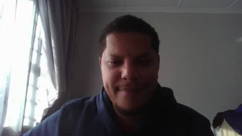 robinidessundercover34 online show from June 2026 12:42:02 PM