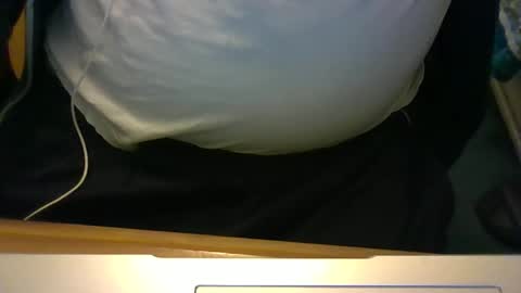 Snapshot of robjh1273 chatting on May 2026 03:44:02 PM Roger online show from May 2026 03:44:02 PM