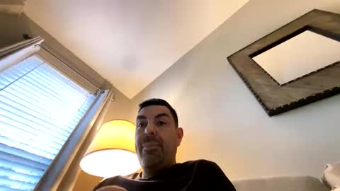 Snapshot of roblatino12 chatting on February 2025 04:44:01 PM roblatino12 online show from February 2025 04:44:01 PM